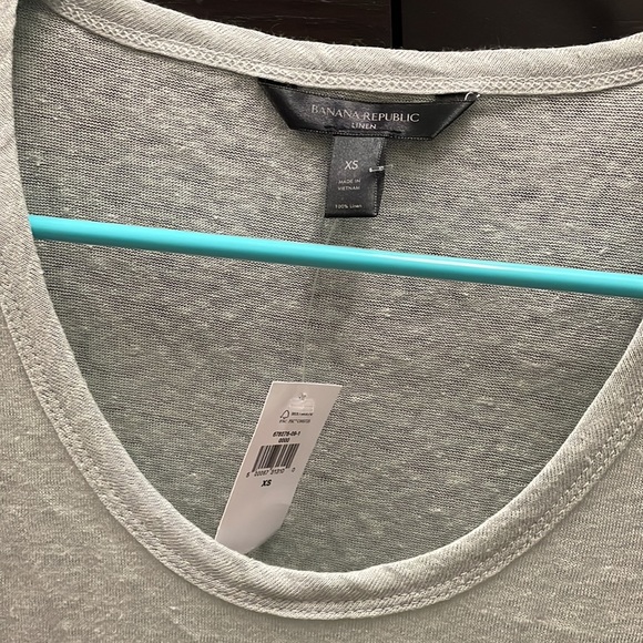 NWT Pale Army Green Linen SS Top - Picture 2 of 4